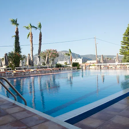 Zeus Hotel