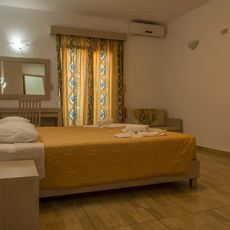 Hotel Zeus 2*