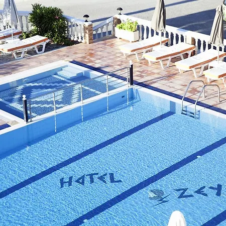 Zeus Hotel