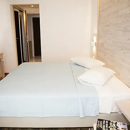 Hotel Zeus