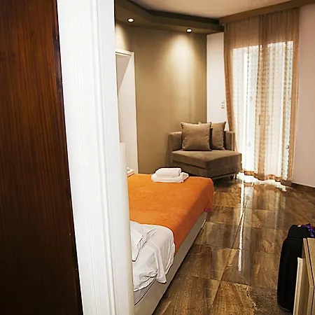 Zeus Hotel