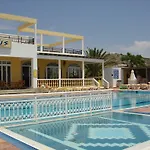 Hotel Zeus 2*